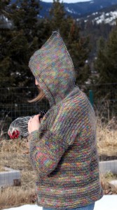 mama_loves_knitting_sweater_complete_hood_again