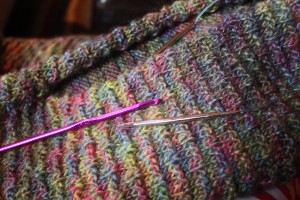 mama_loves_knitting_picking_up_stitches